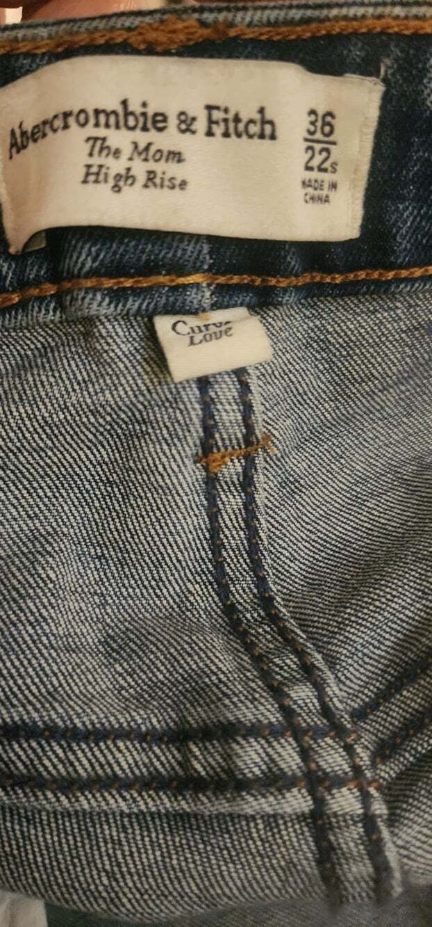 Abercrombie & Fitch Curve Love High Rise The Mom Jeans Womens 36/22 Blue NWT T1 - Picture 8 of 8
